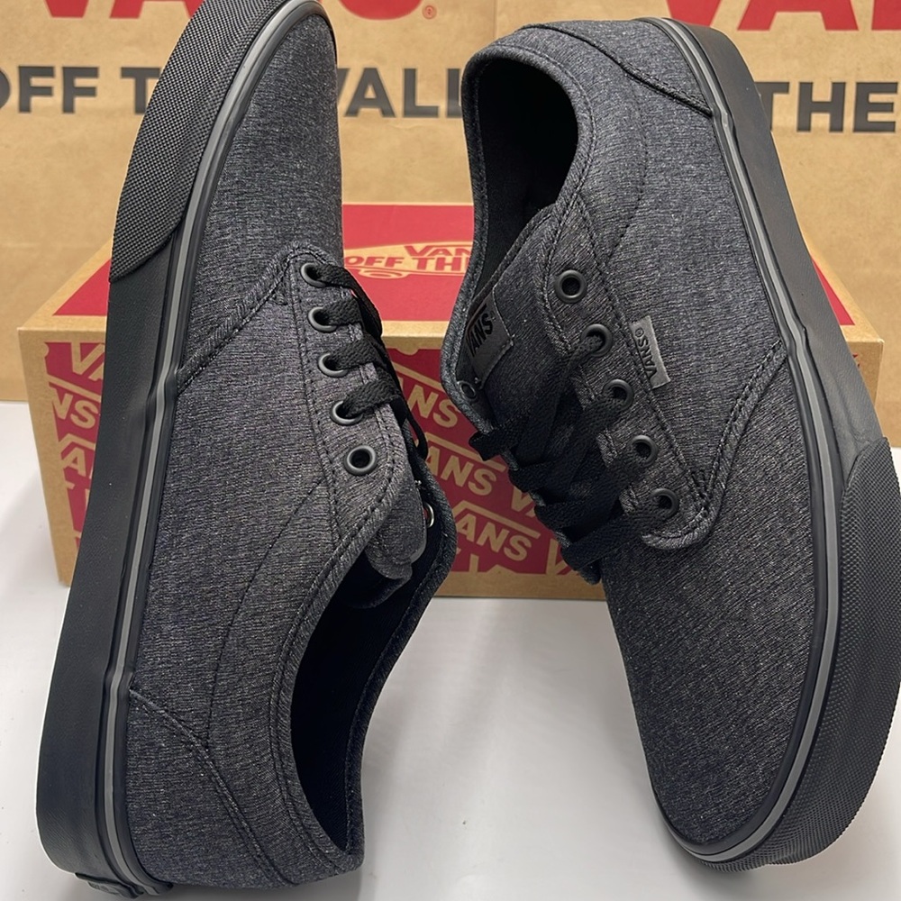 Vans Men’s Low-Top Sneakers Canvas Upper Atwood
(Varsity Textile) Black/Pewter - Picture 12 of 16